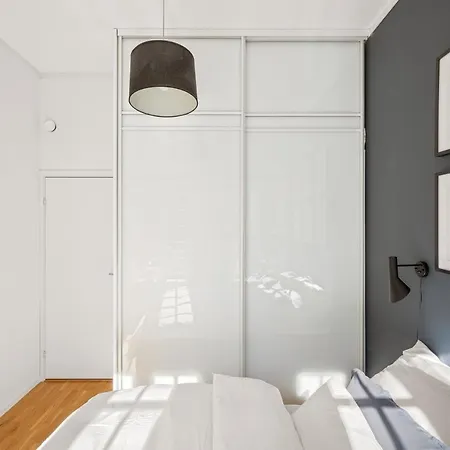 Modern & 2 Bedroom With Parking Leilighet *